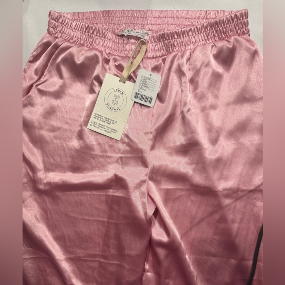 NWT Urban Renewal Effortless Satin Pull-On Pants - Picture 3 of 3